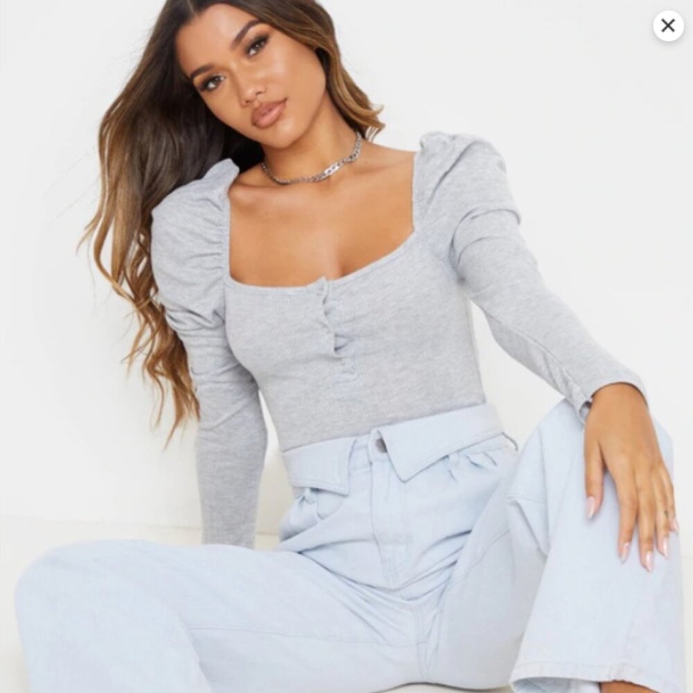 🪷Pretty Little Thing Gray Ribbed Long Sleeve Bodysuit NWT